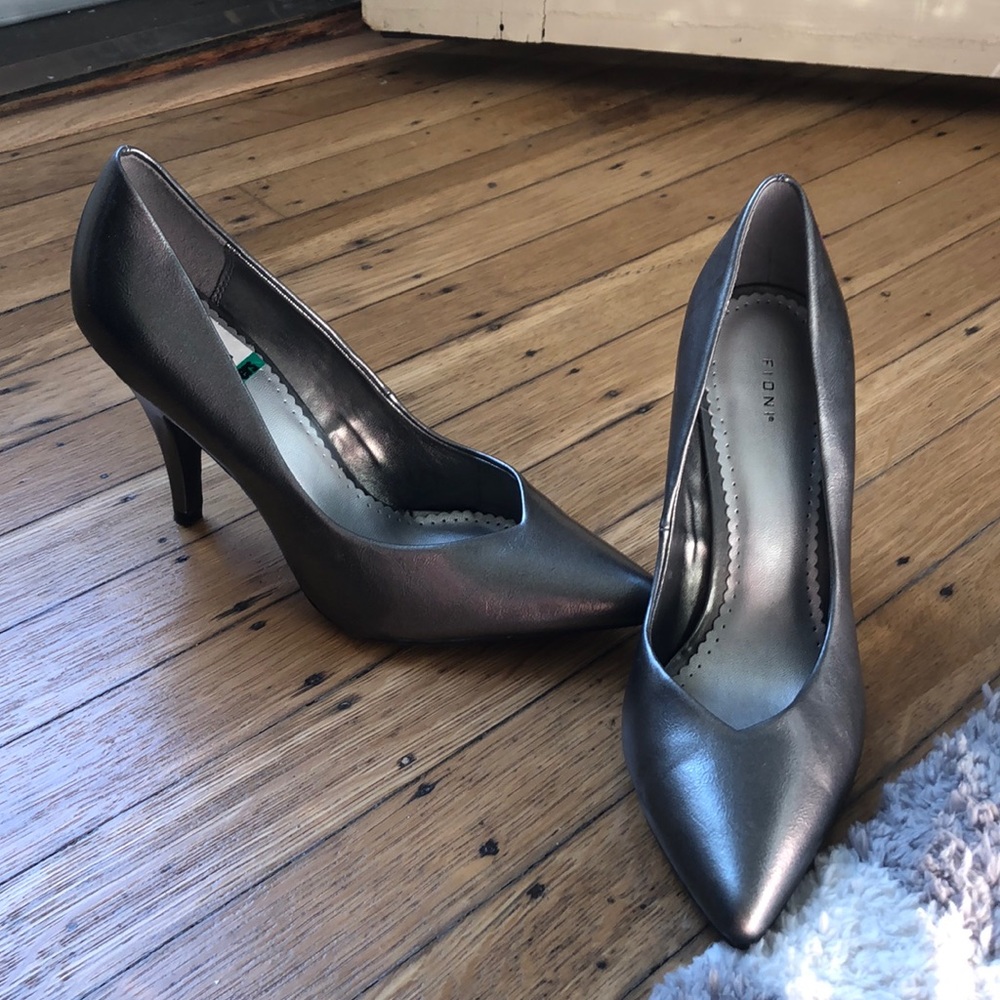 Silver heels